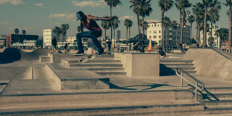 网络安全与编程实践:技术分享中的攻防思维构建